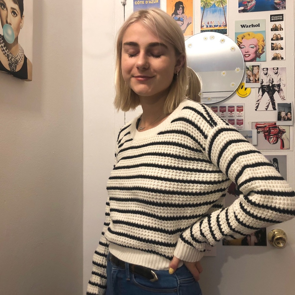 Cropped sweater from Forever 21